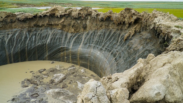 Megfejtették a titokzatos szibériai kráterek rejtélyét! Nem fogsz örülni neki!!